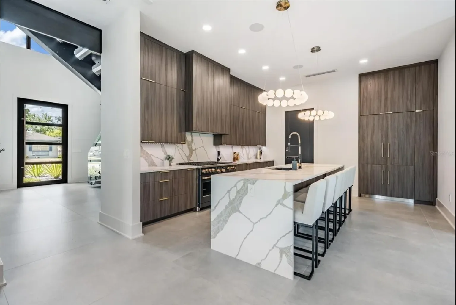 Braddock Street kitchen before renovation