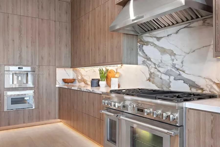 IQ+ RTA cabinetry in a completed Tampa Bay kitchen